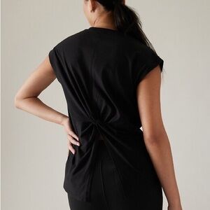 Athleta Outbound Twist Tee Split Back Airy Casual Classic Cotton Athleisure Soft